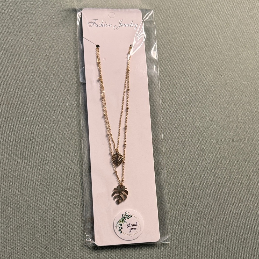 Gold Leaf Pendant Necklace
